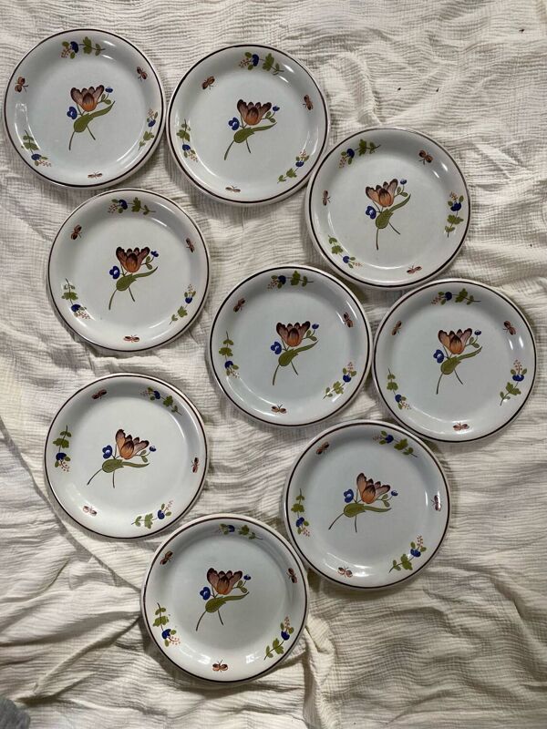 Assiettes plates en faïence St-Clement 1940