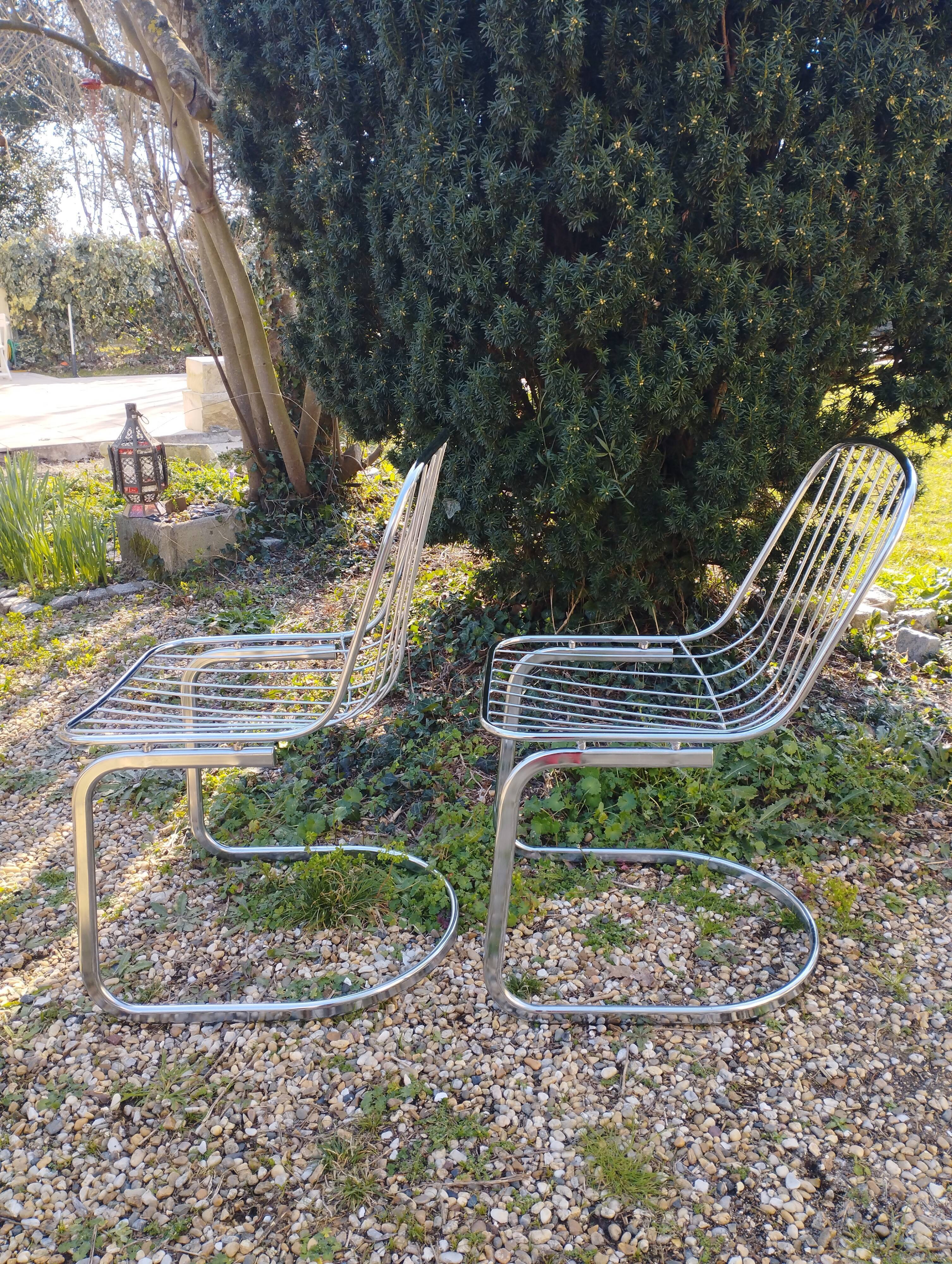 Chaises 1970