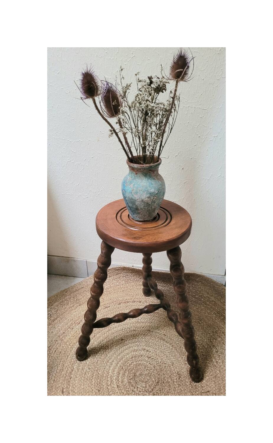 Tripod stool with turned legs