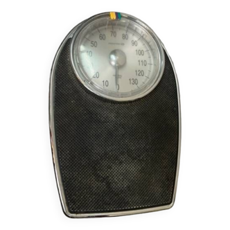 “essential” doctor’s scale