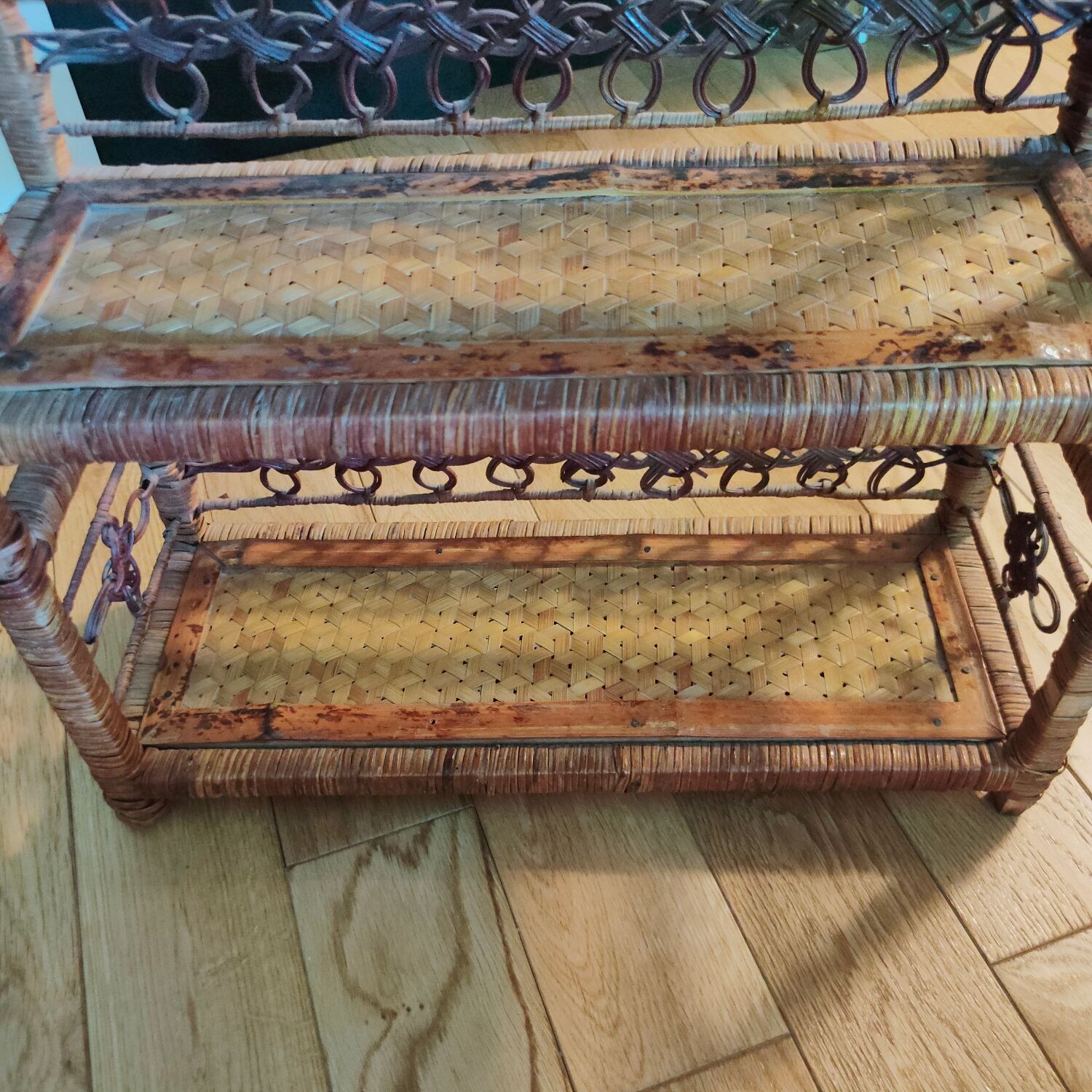 Small wall shelves in bamboo and wicker