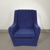 Graceful arm chair / wool bouclé / 70's