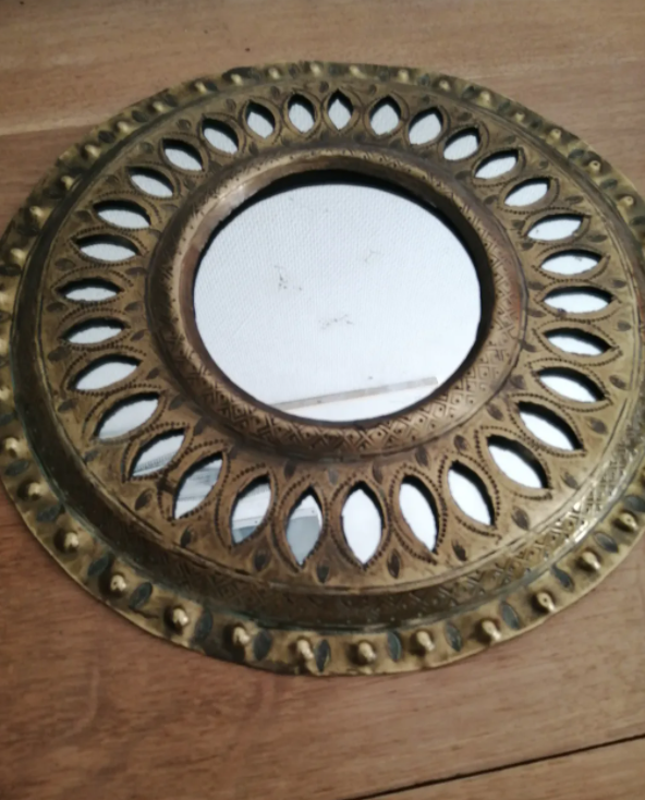 Brass mirror  - 26cm