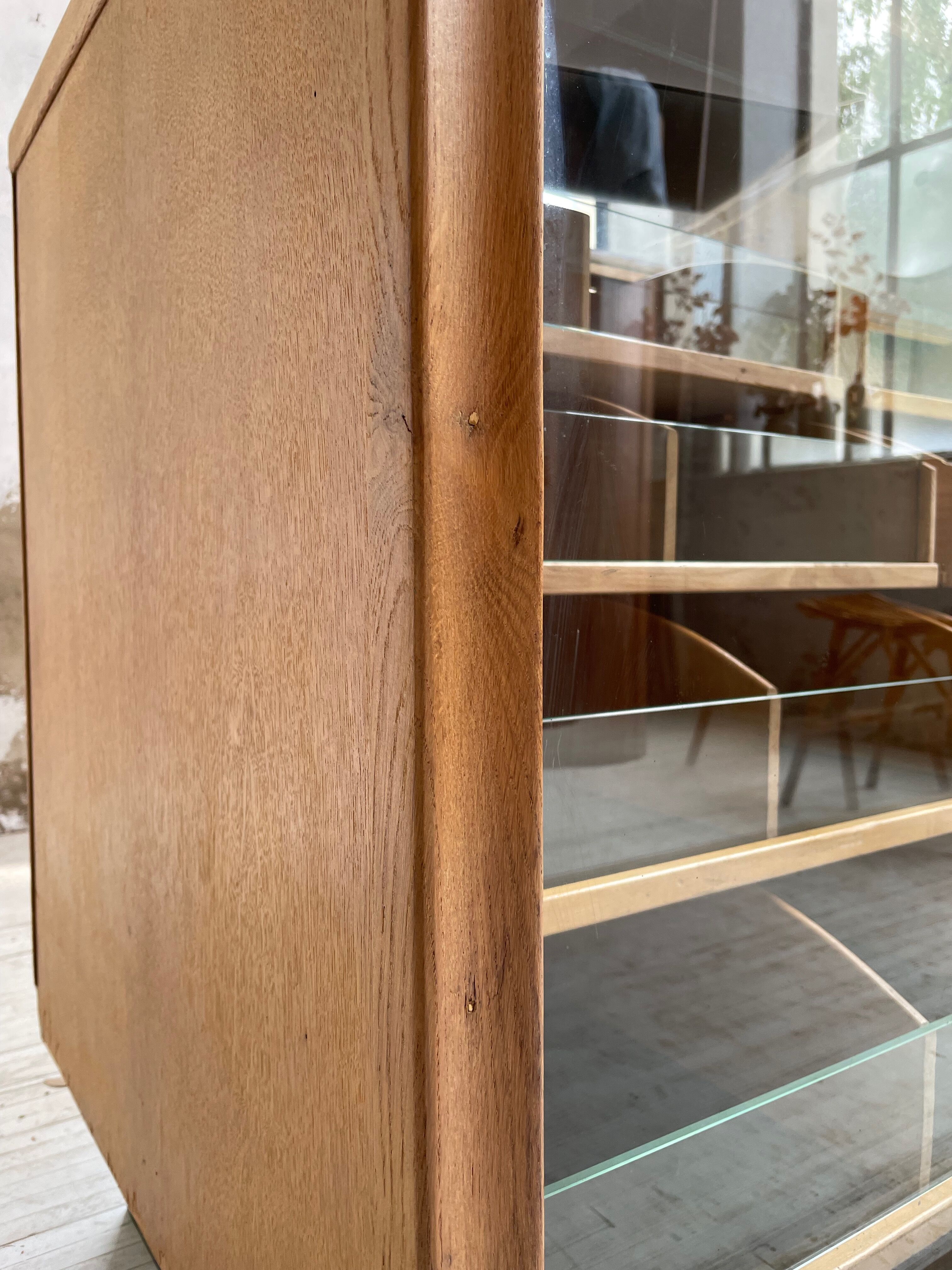 Glass trading post 50s