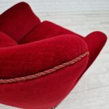 Fauteuil vintage danois en velours rouge cerise, 1960
