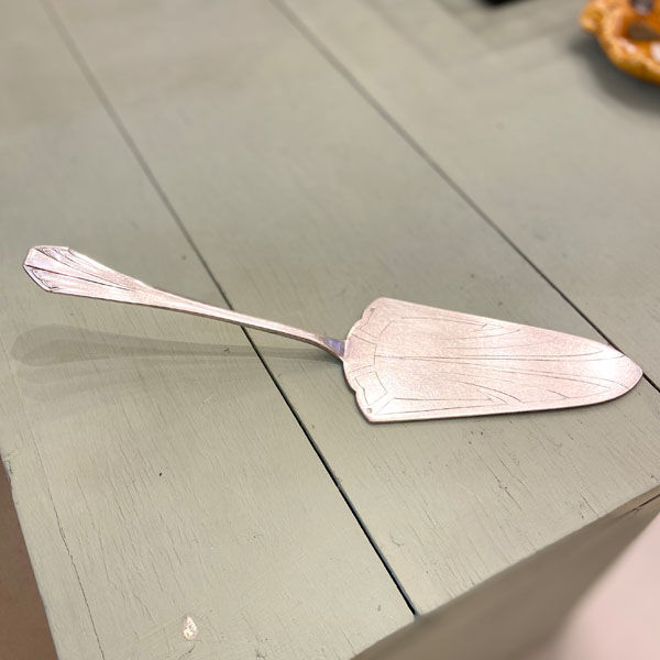 Art deco cake shovel, silver metal
