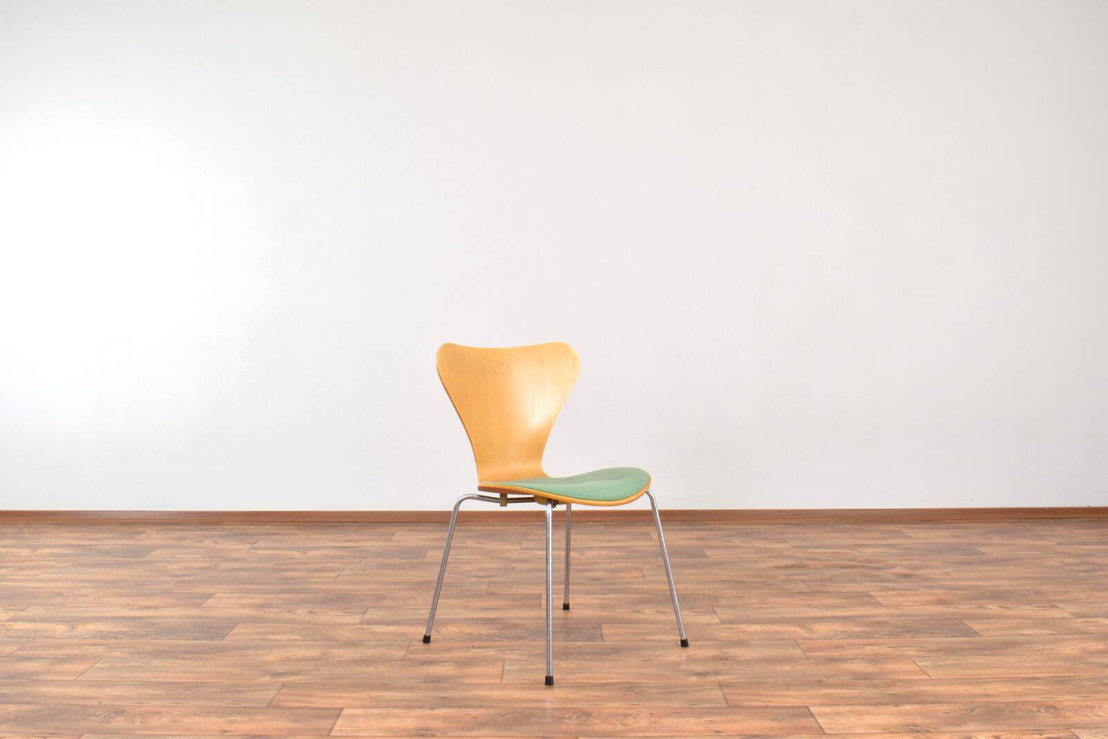 Mid-Century Model 3107 Chairs by Arne Jacobsen for Fritz Hansen, 1987, Set