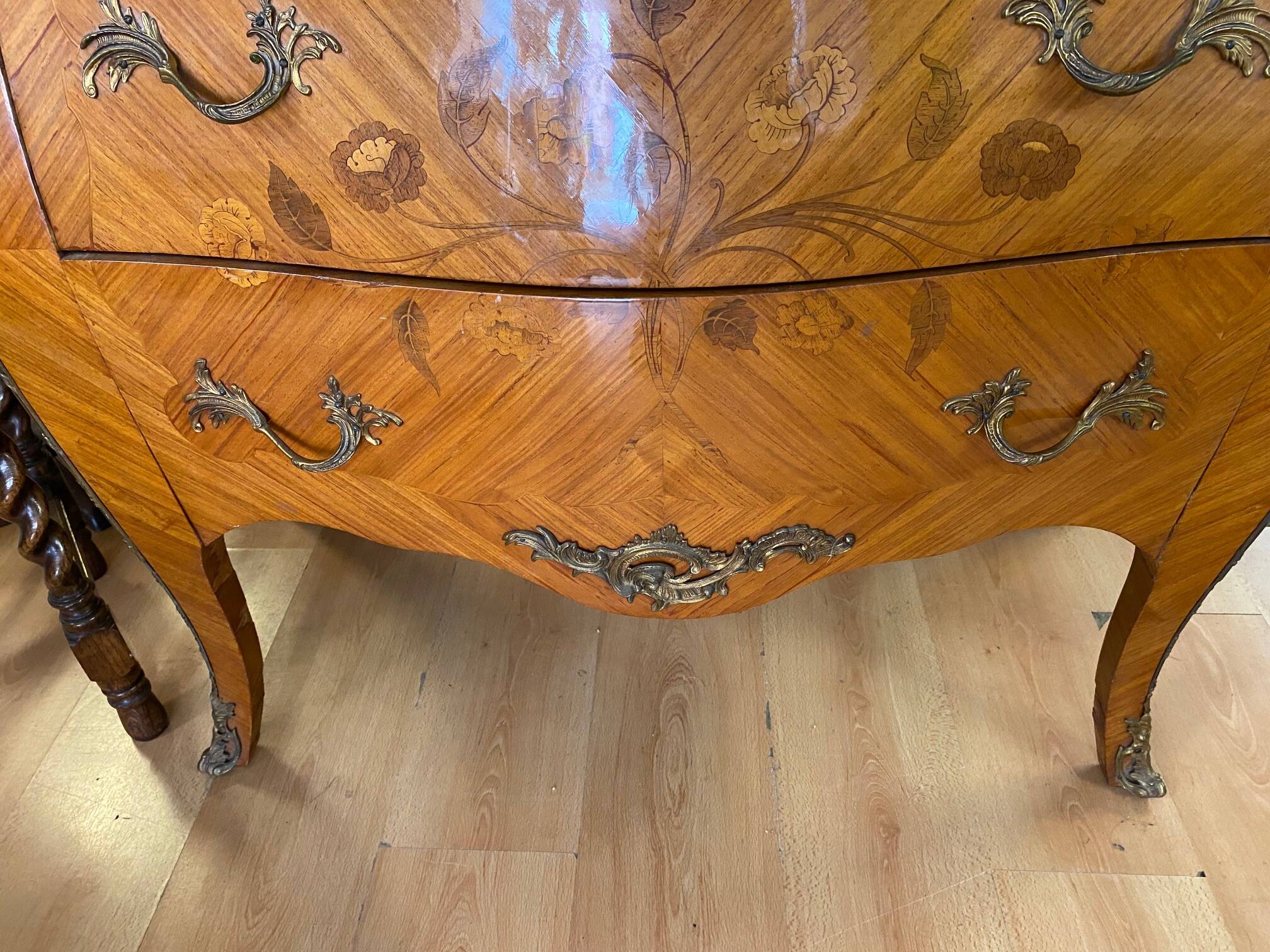 Louis xv style curved chest of drawers in marquetry with marble and embroidered floral decor