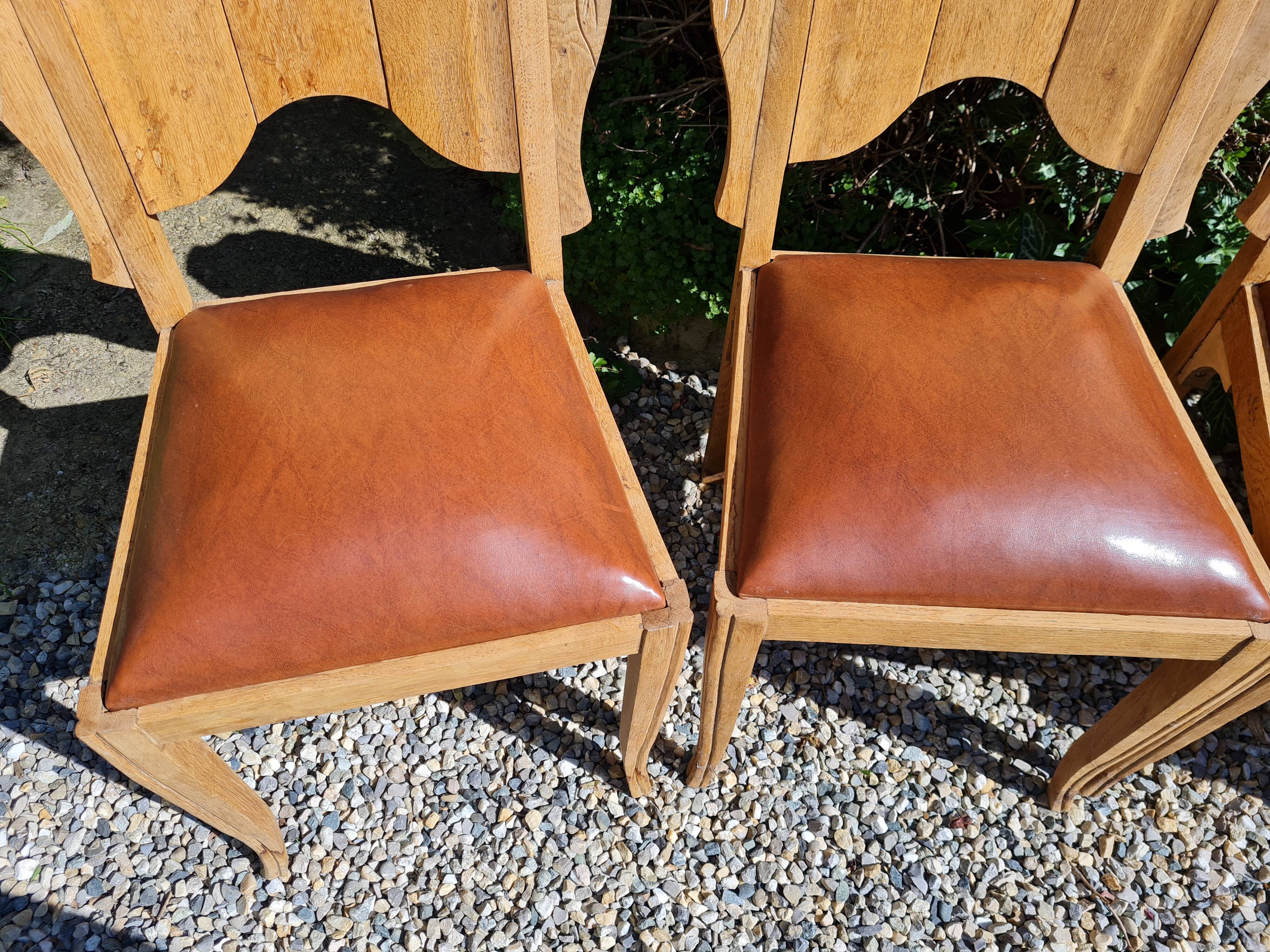 Set of art deco chairs in wood and skaï