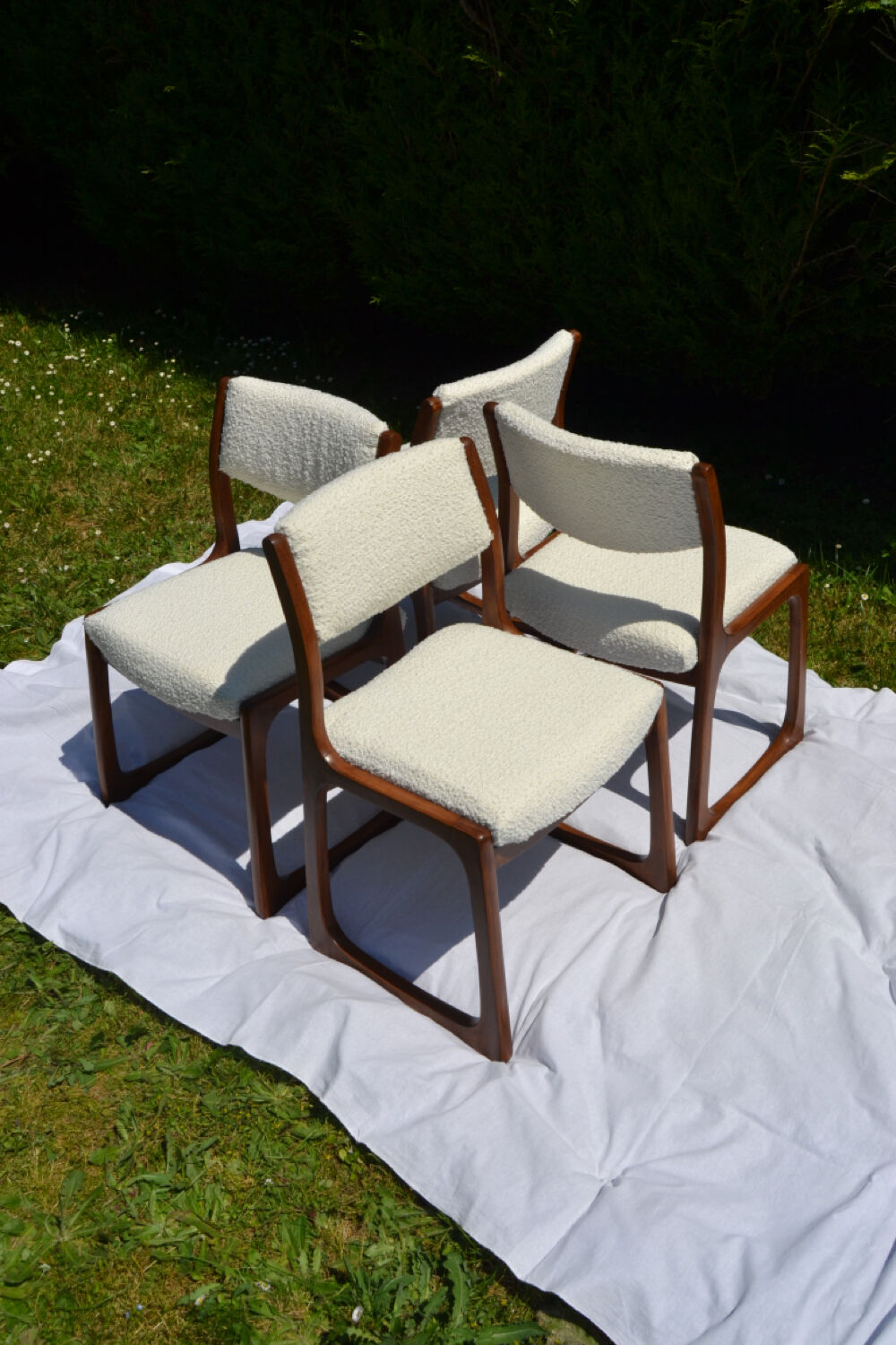 4 Baumann sleigh chairs