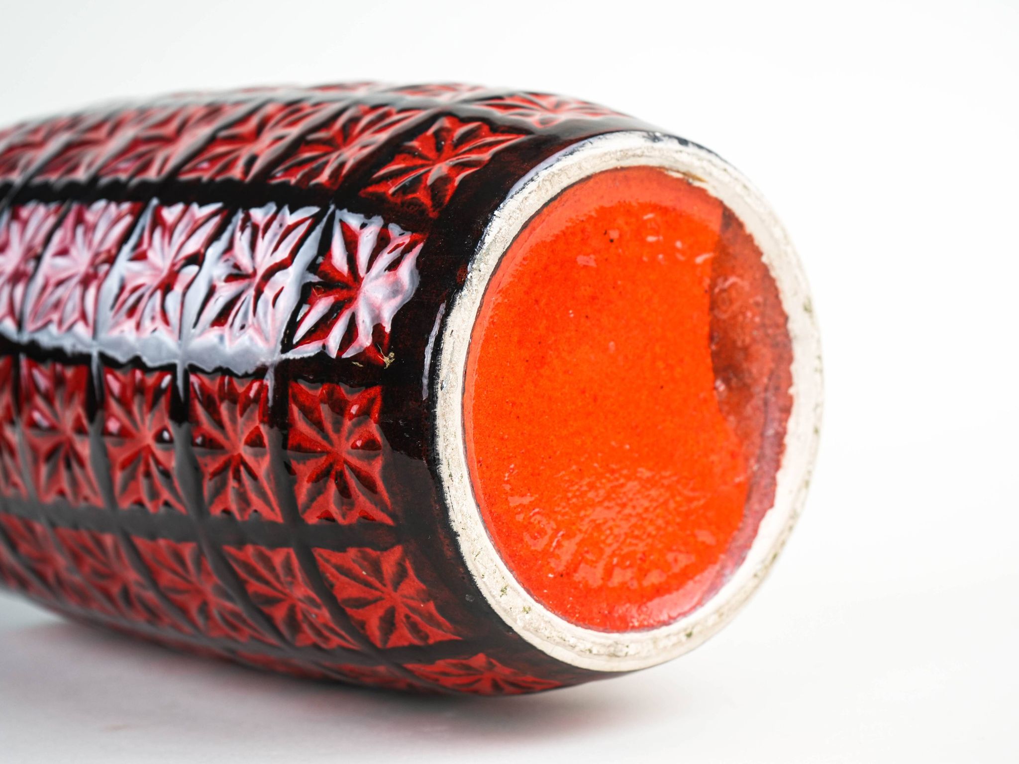 Vase en céramique Fat Lava avec texture en relief, poterie ouest-allemande, années 1970.