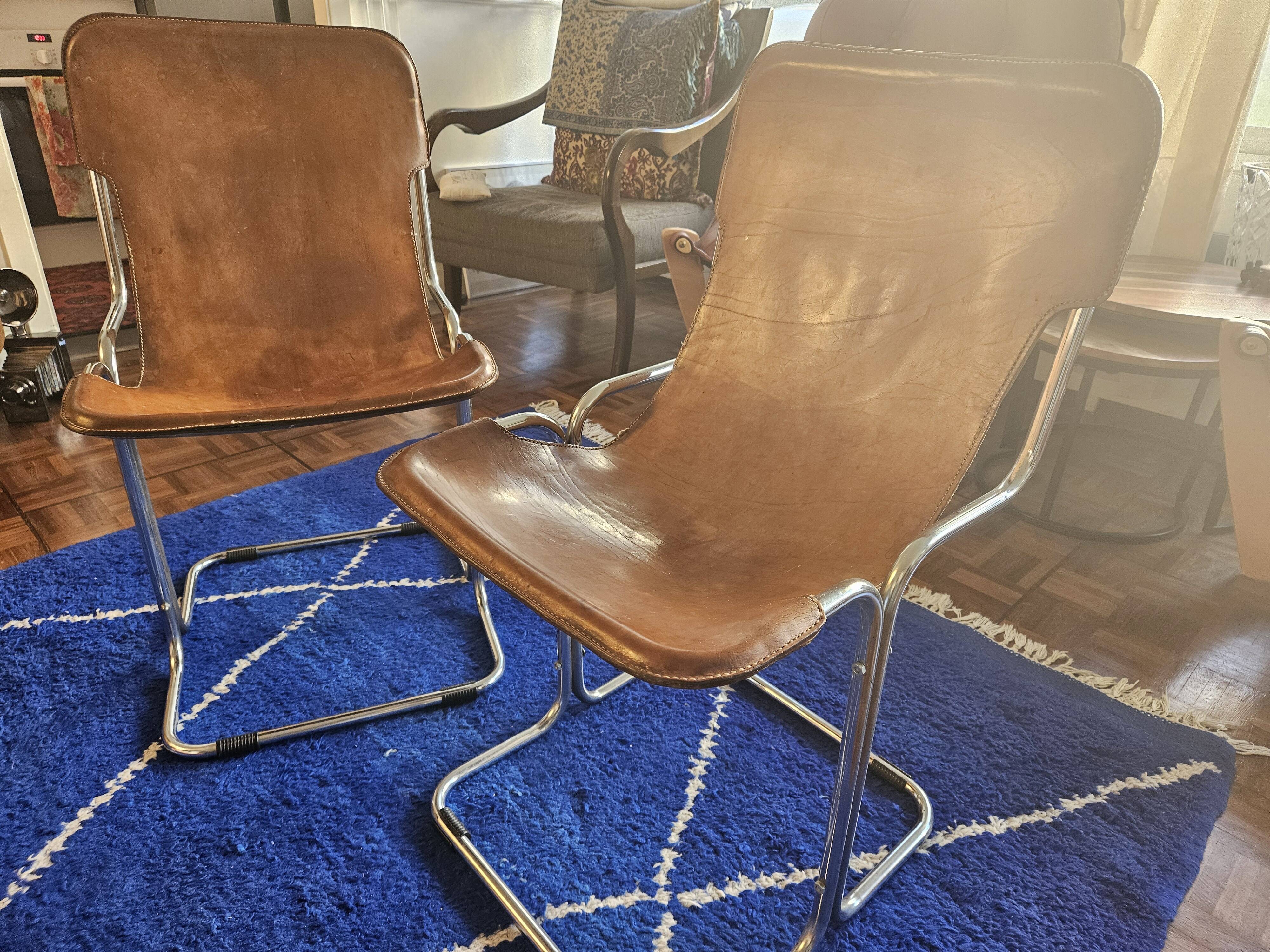 Paire de chaises modèle "calla" par antonio ari colombo pour arflex