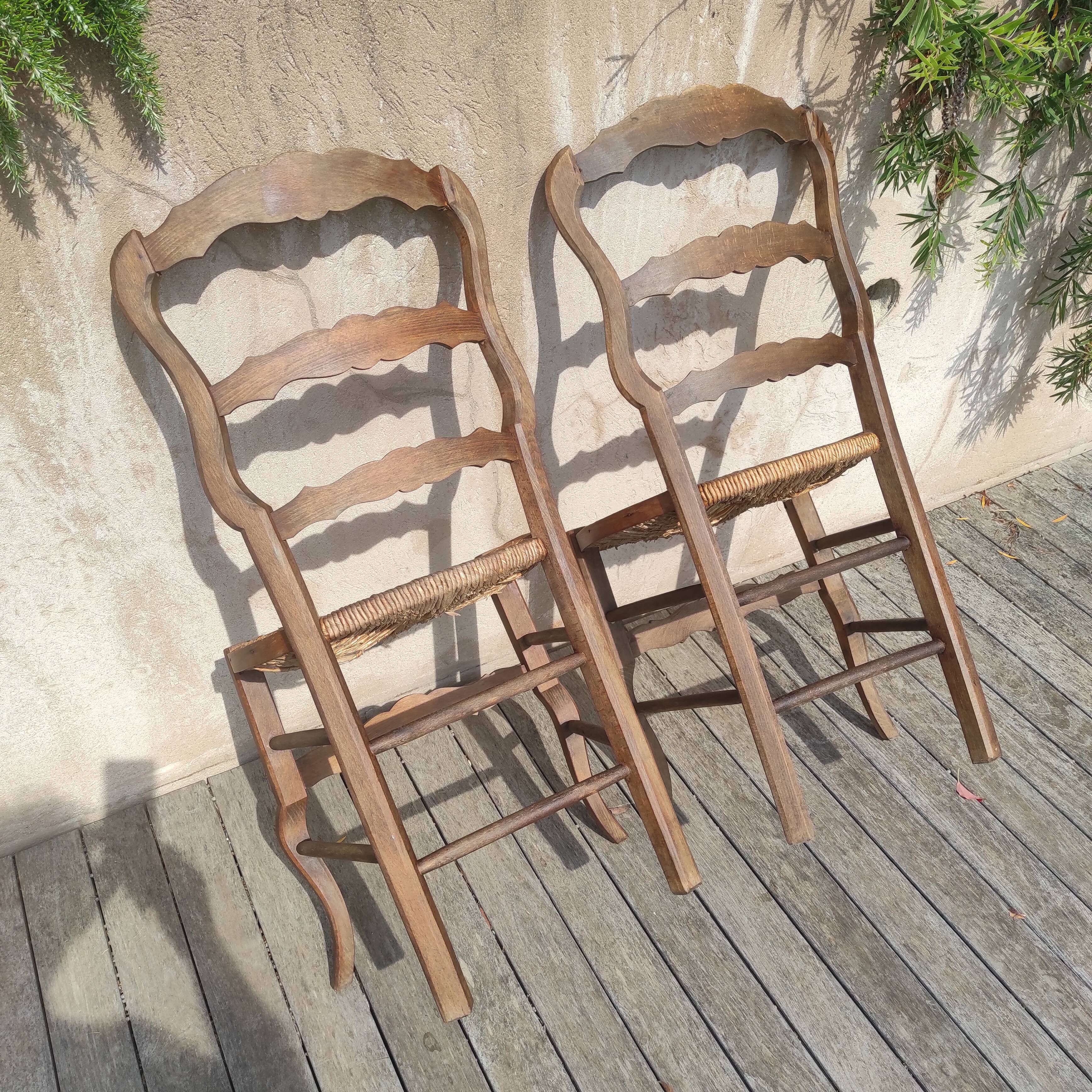 1 set of 2 rustic chairs