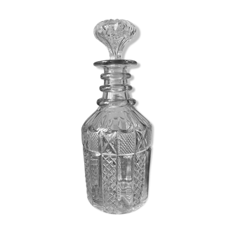 Carafe ronde en verre ciselé