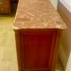 Commode de style Louis XVI, 4 tiroirs, marbre rose