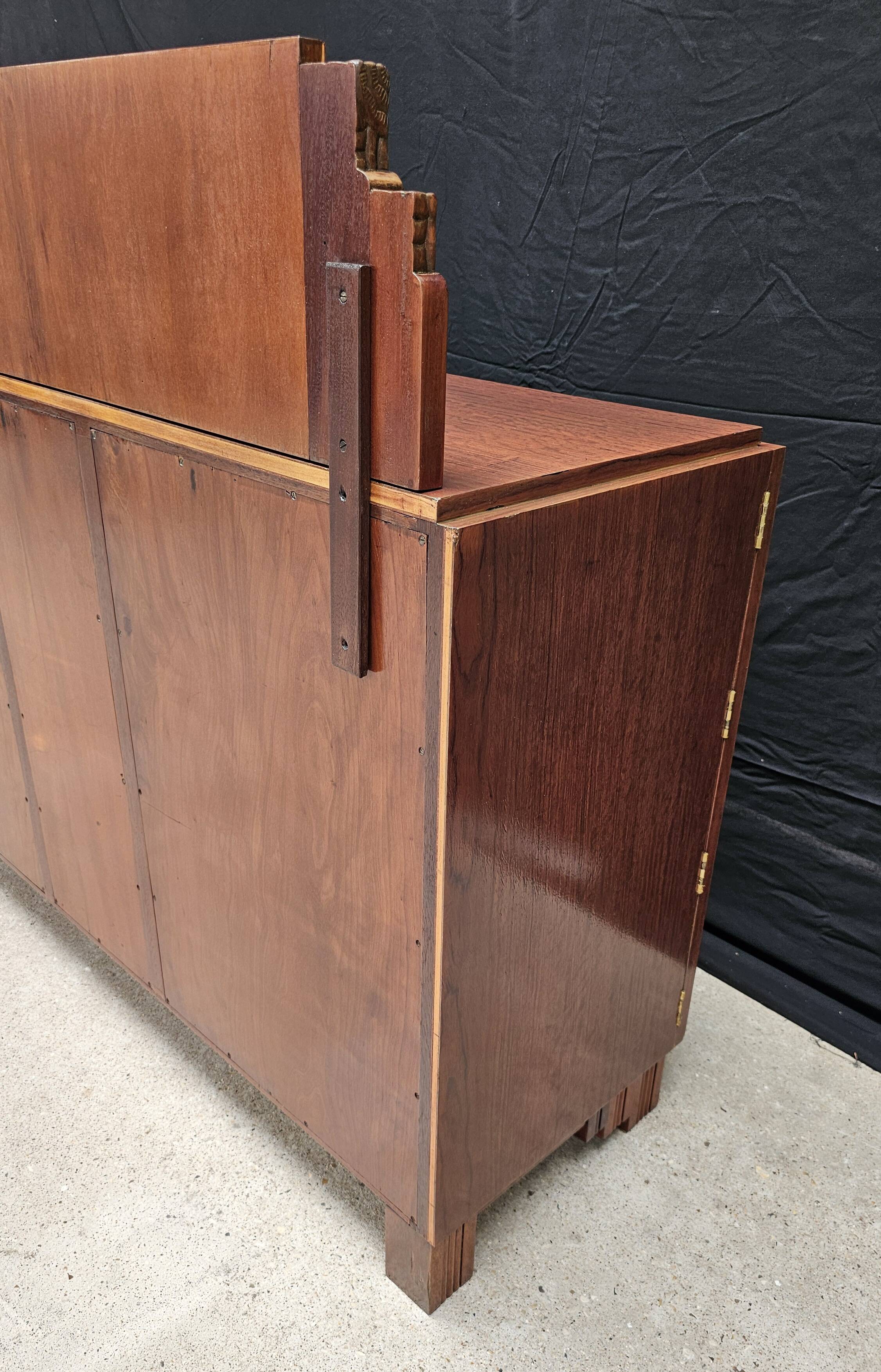 Art Deco buffet by Saddier & Fils in solid rosewood and veneer.