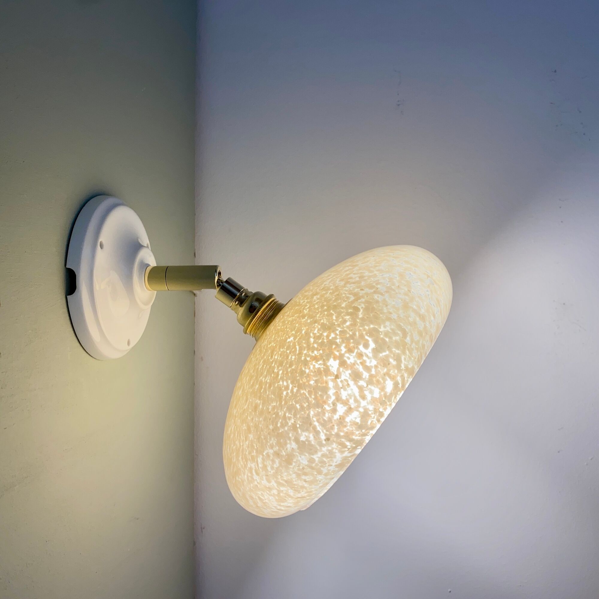 Vintage lampshade in Clichy glass pale yellow