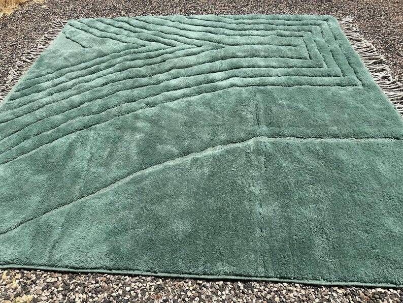Large emerald green Mrirt Moroccan rug 300x300 cm – high-end