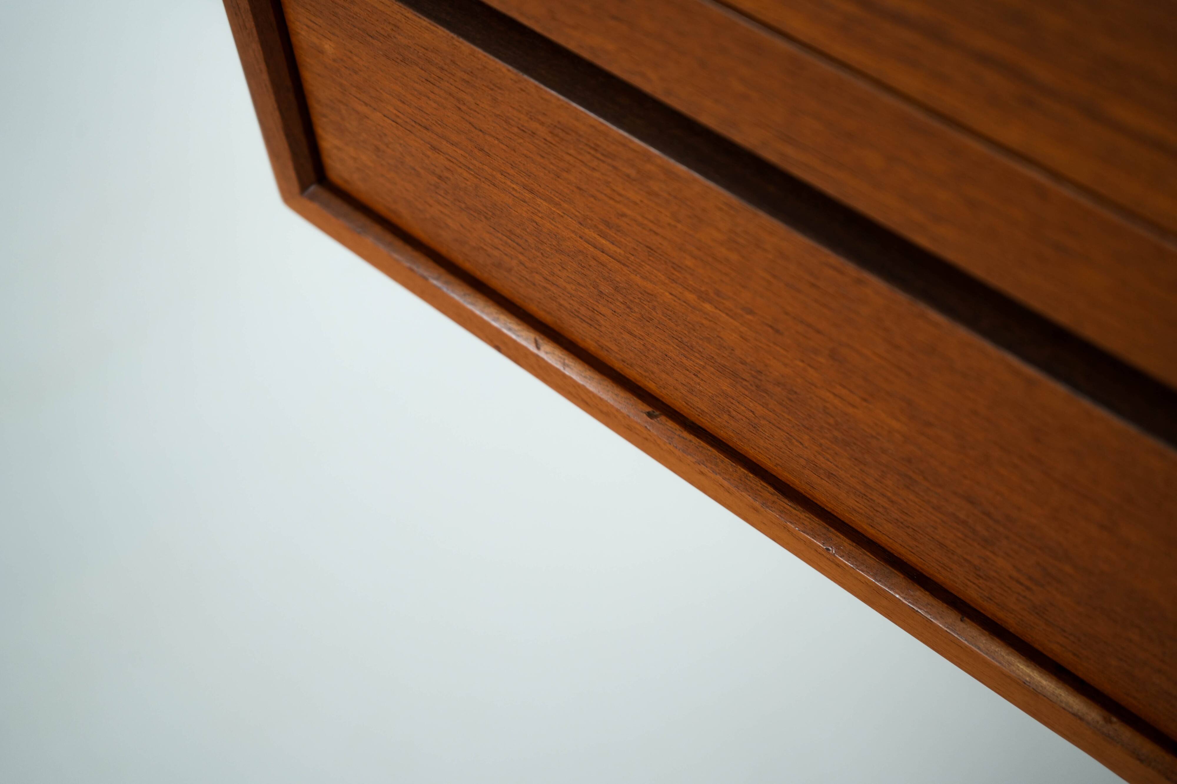 Teak modular shelving unit, Danish design, 1960s, designer: Poul Cadovius