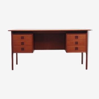 Teak desk, Danish design, 1960s, designer: Arne Vodder