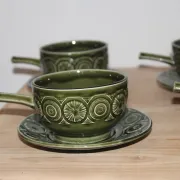 Vintage Tams England service – 6 soup bowls with handles and saucers in olive green ceramic.