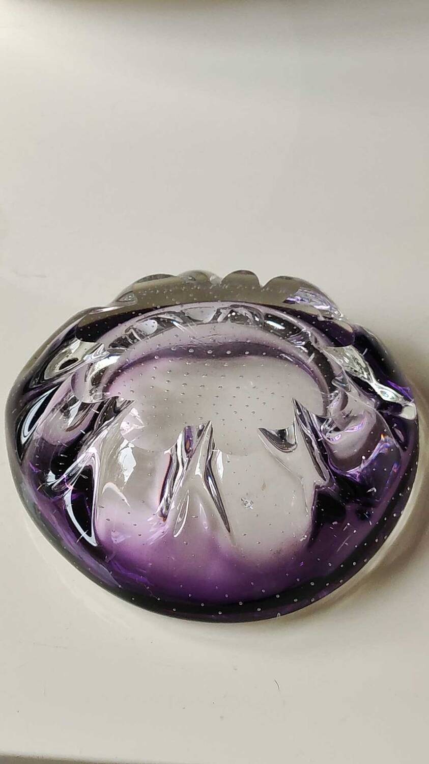 Murano bubble/Bullicante pocket emptier. Cross-pattern. Blown art glass. Diam 13 cm