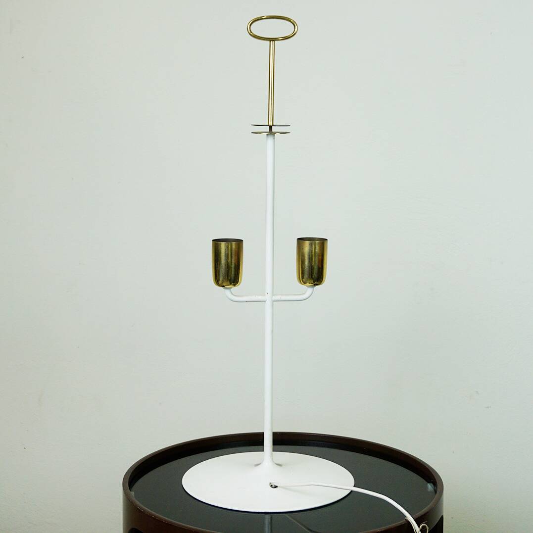 Austrian Mid-Century Table Lamp, White Lacquered with Brass Elements, Attributed to J.T. Kalmar