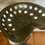 Mirima mower stool