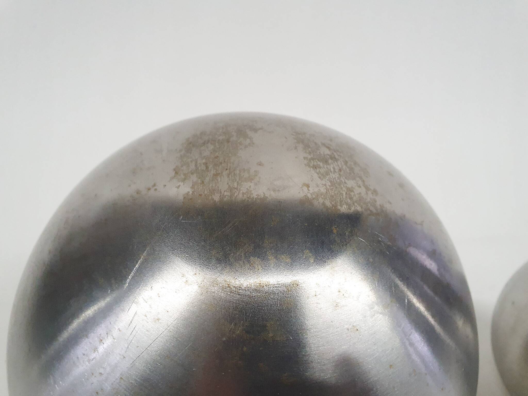 Ensemble de 3 boules décoratives en aluminium, années 1970