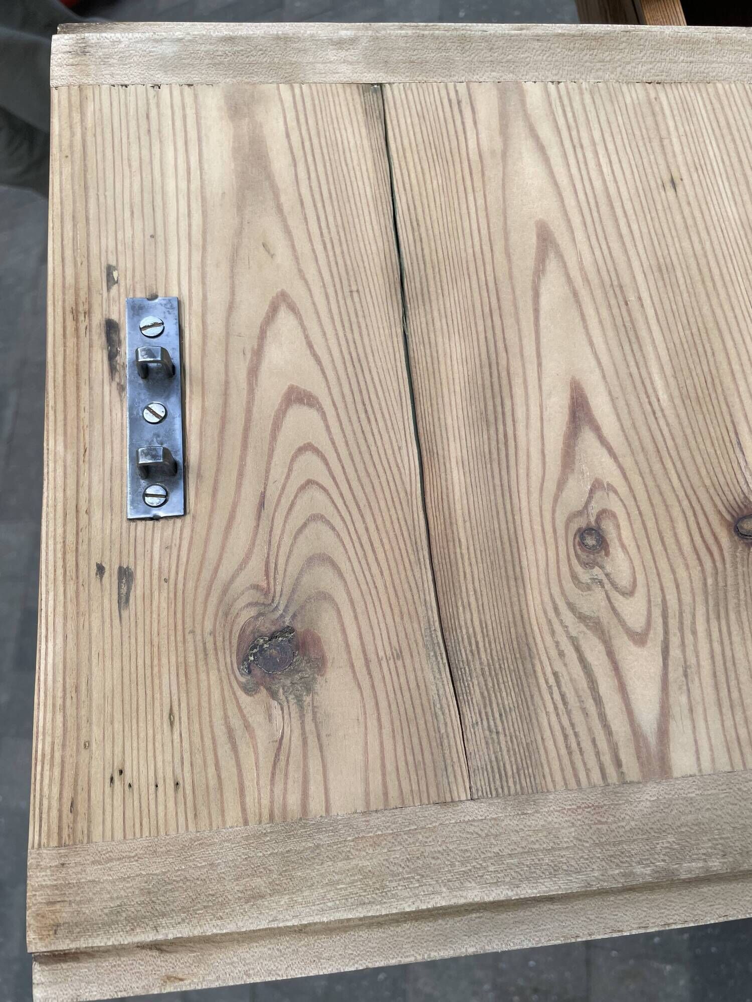 Antique counter