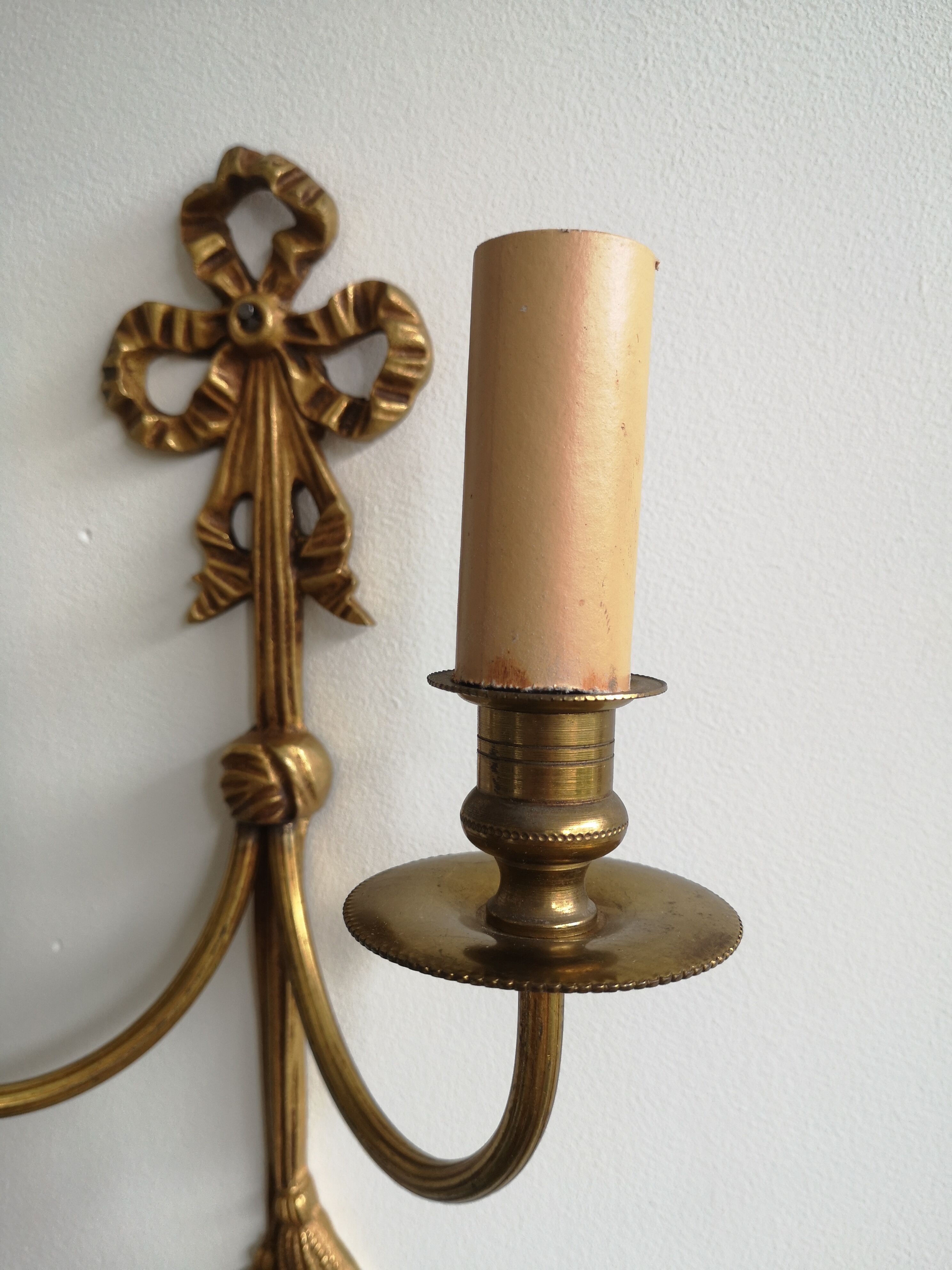 Wall apply in gilded brass