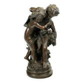 Statue En Bronze De Deux Enfants Portant Un Bouquet De Fleur, Signé Auguste Moreau (1834-1917)
