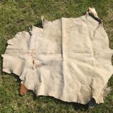 Old cowhide 135 x133 cm