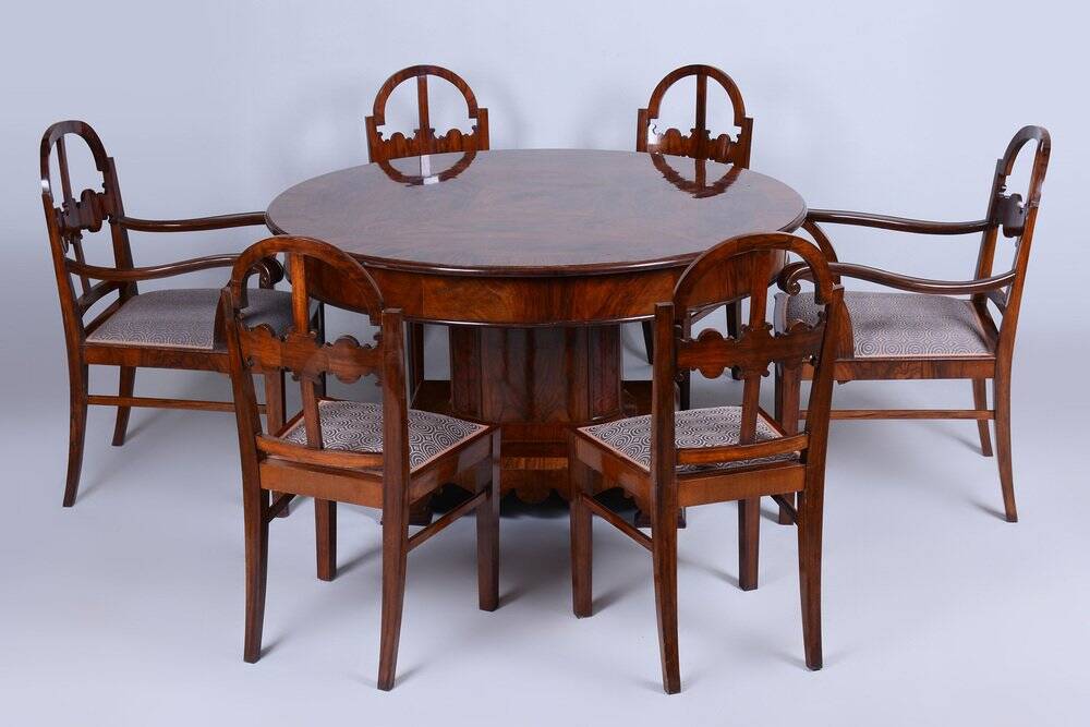 Art Deco Dining Table in Walnut, Czech, 1920s