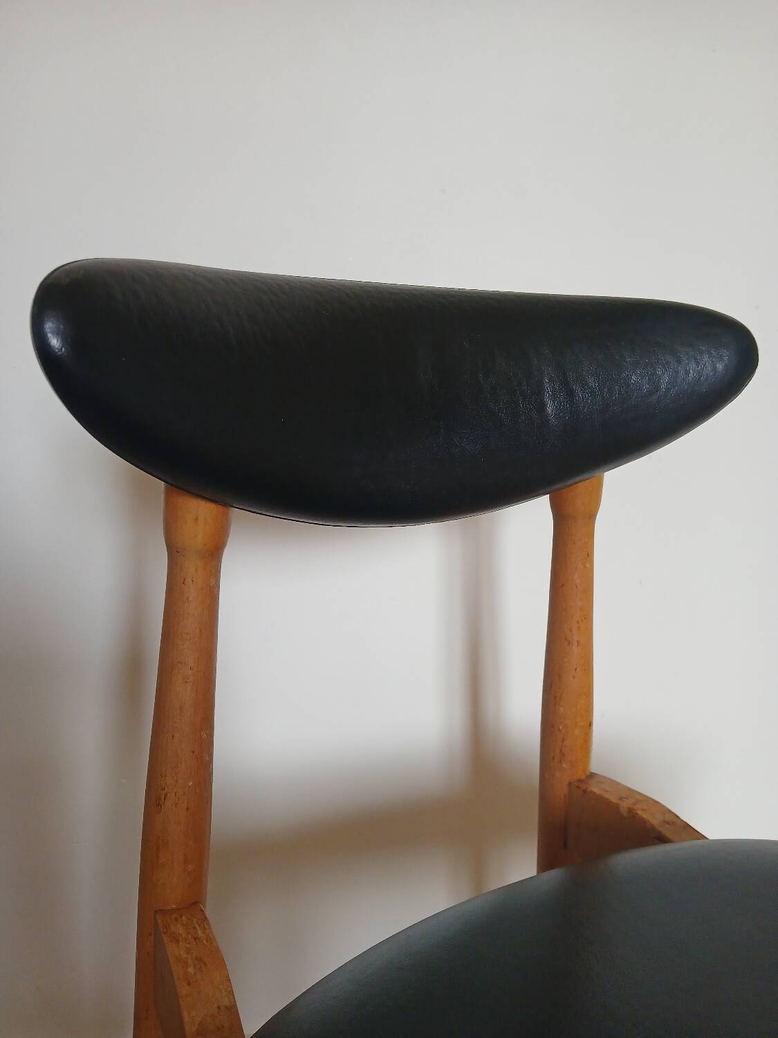 Unicorn chair "Baumann"