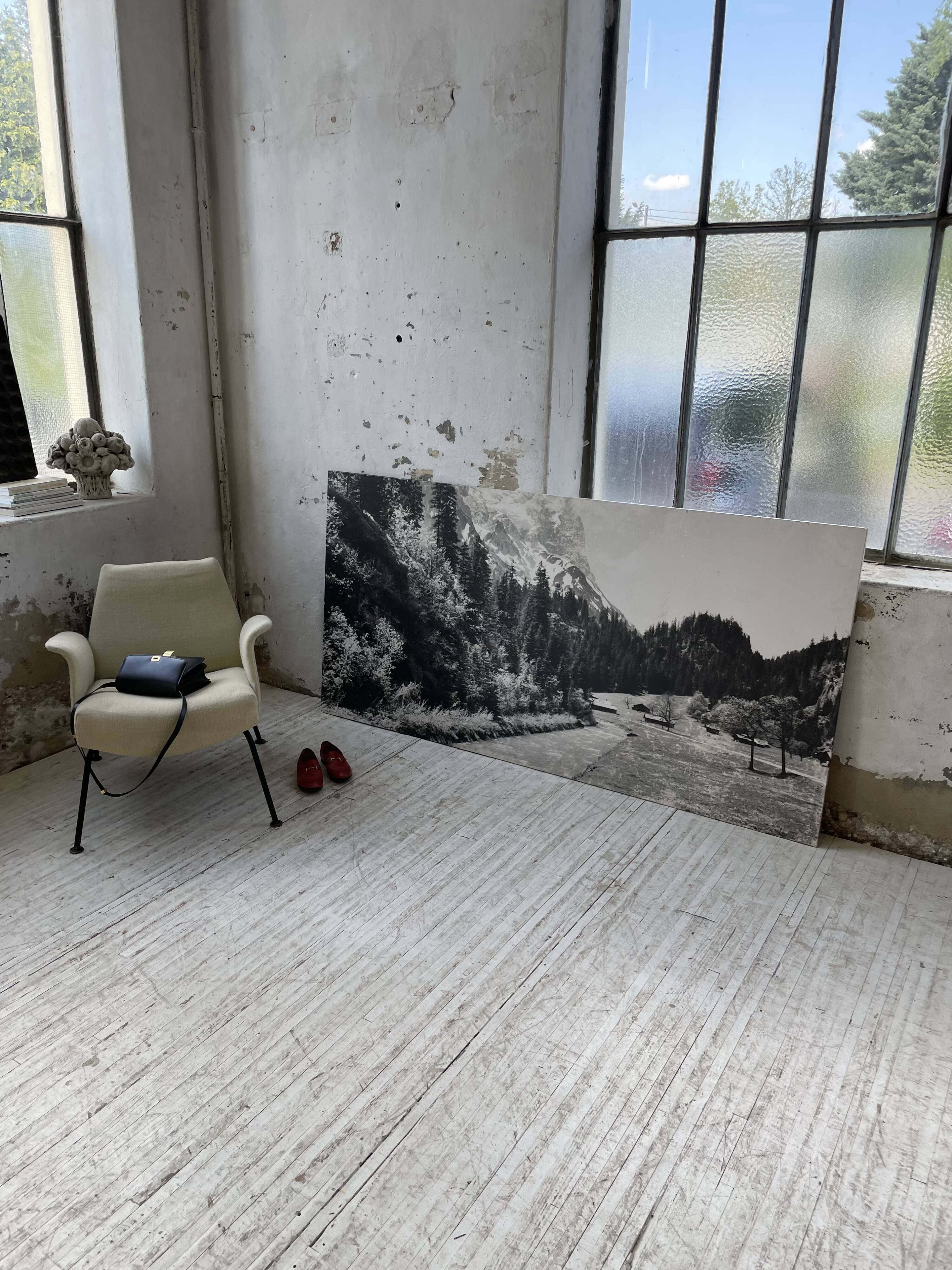 Old XXL black and white mountain photography