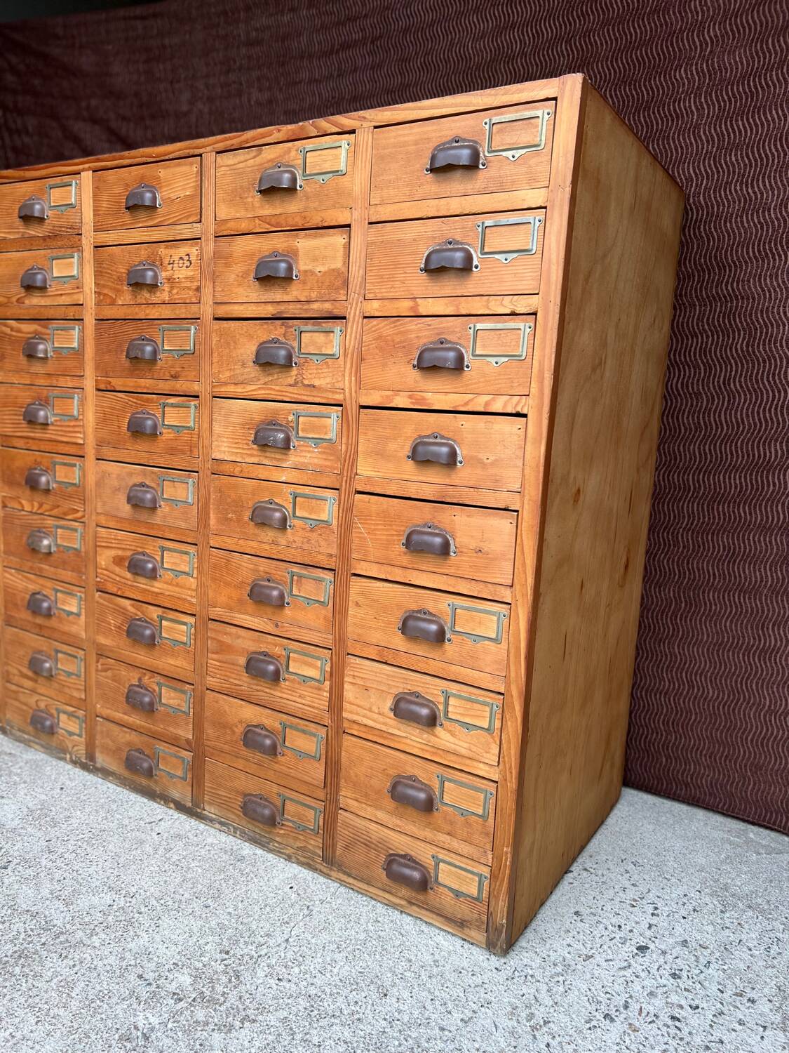 Vintage hardware trade furniture