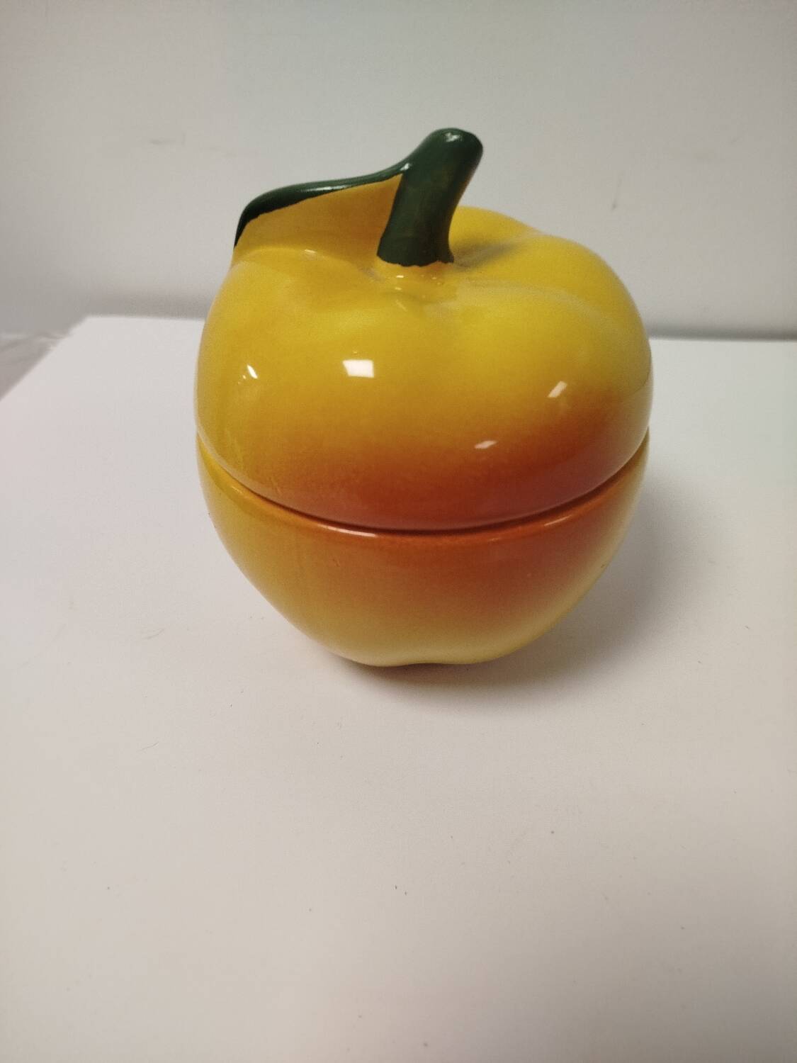 Ceramic Apple Storage Box