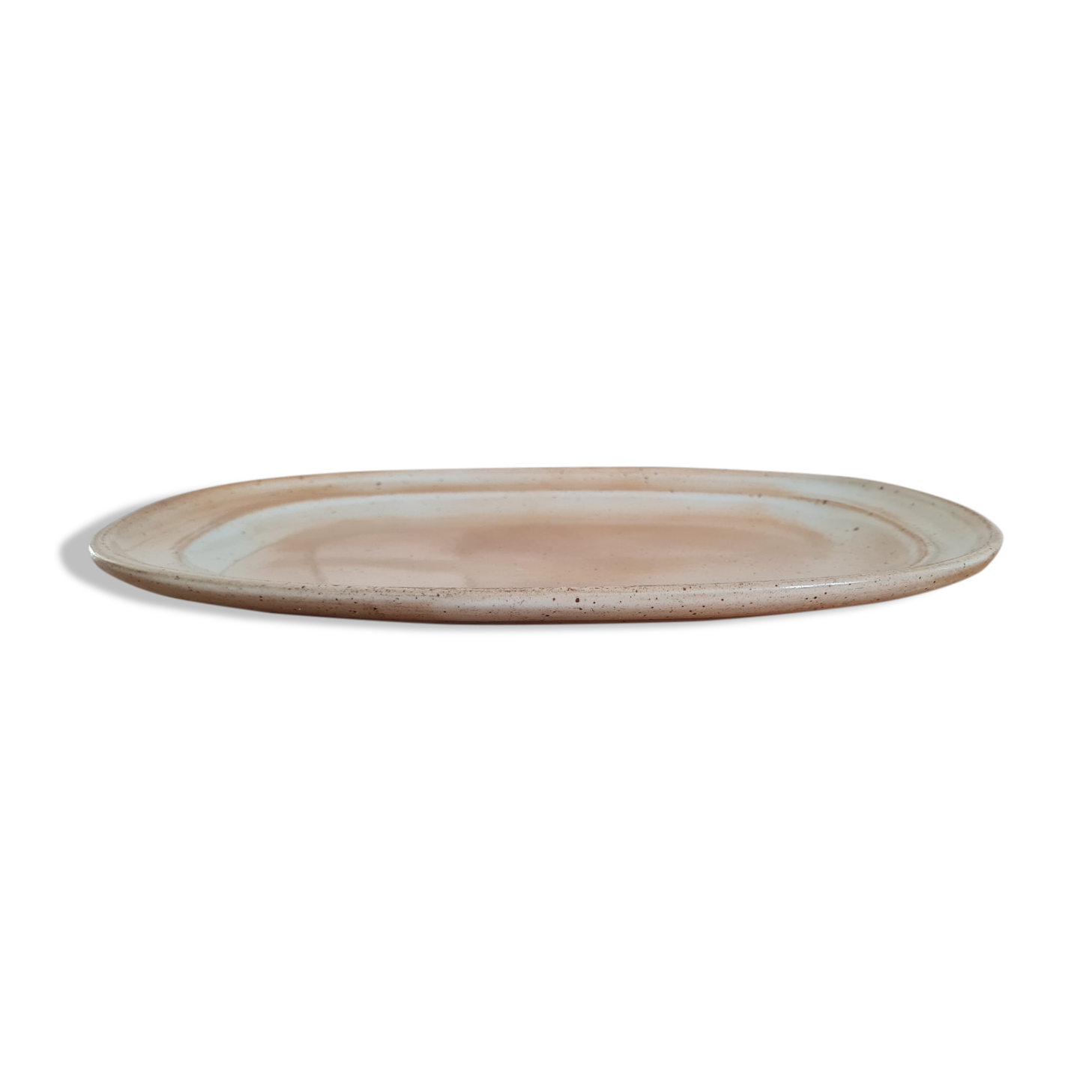 Serving dish in Marais sandstone