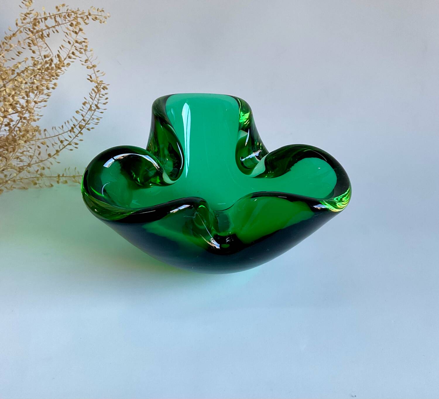 Vintage blown glass empty pocket