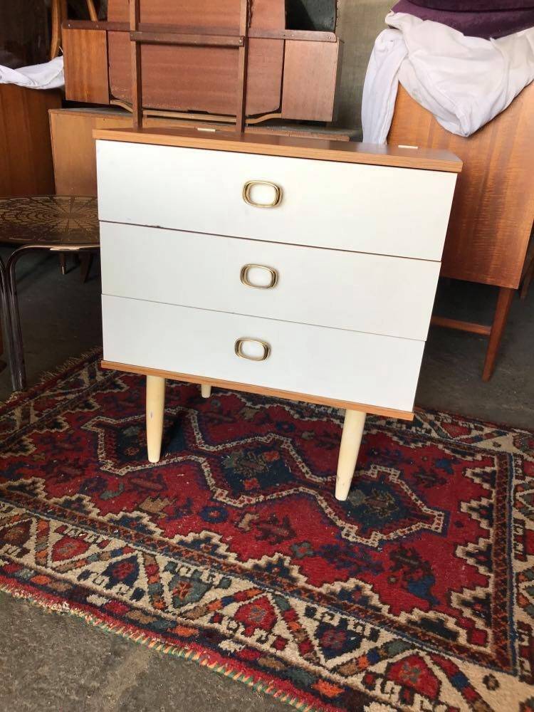 Vintage 1960s white and light wood chest of drawers, 3 drawers, Mid-Century style.