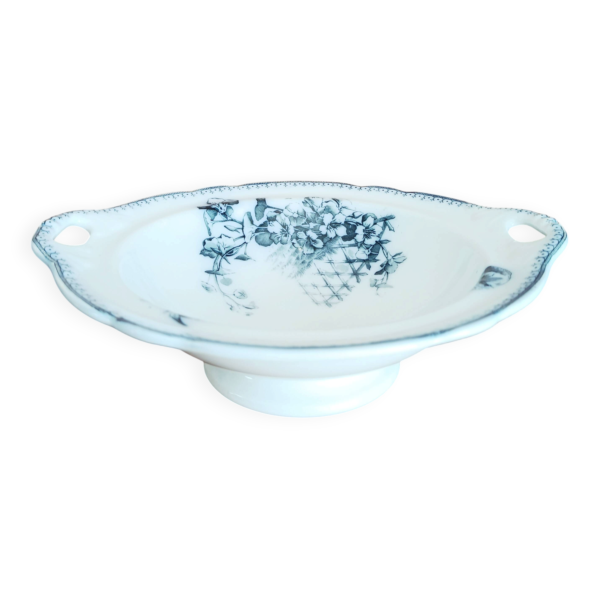 Bowl, earthenware salad bowl from Petrus Regout, Malaga.