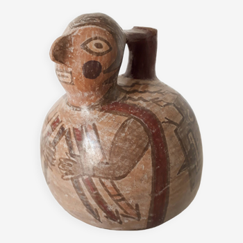 Vase étrier péruvien à bec verseur en terre cuite