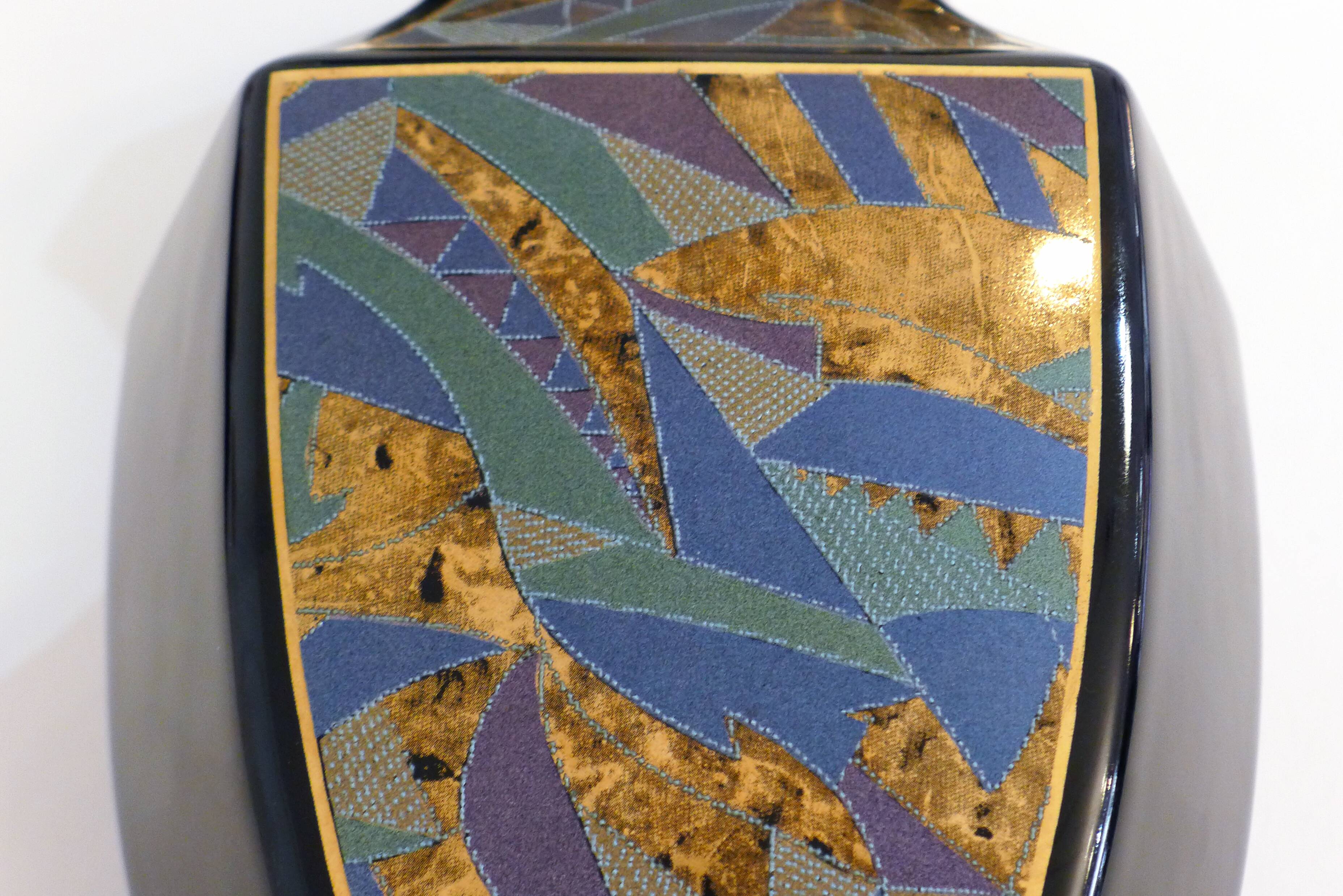 Black vase - Italy graphic décor