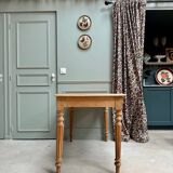 Desk with turned oak legs