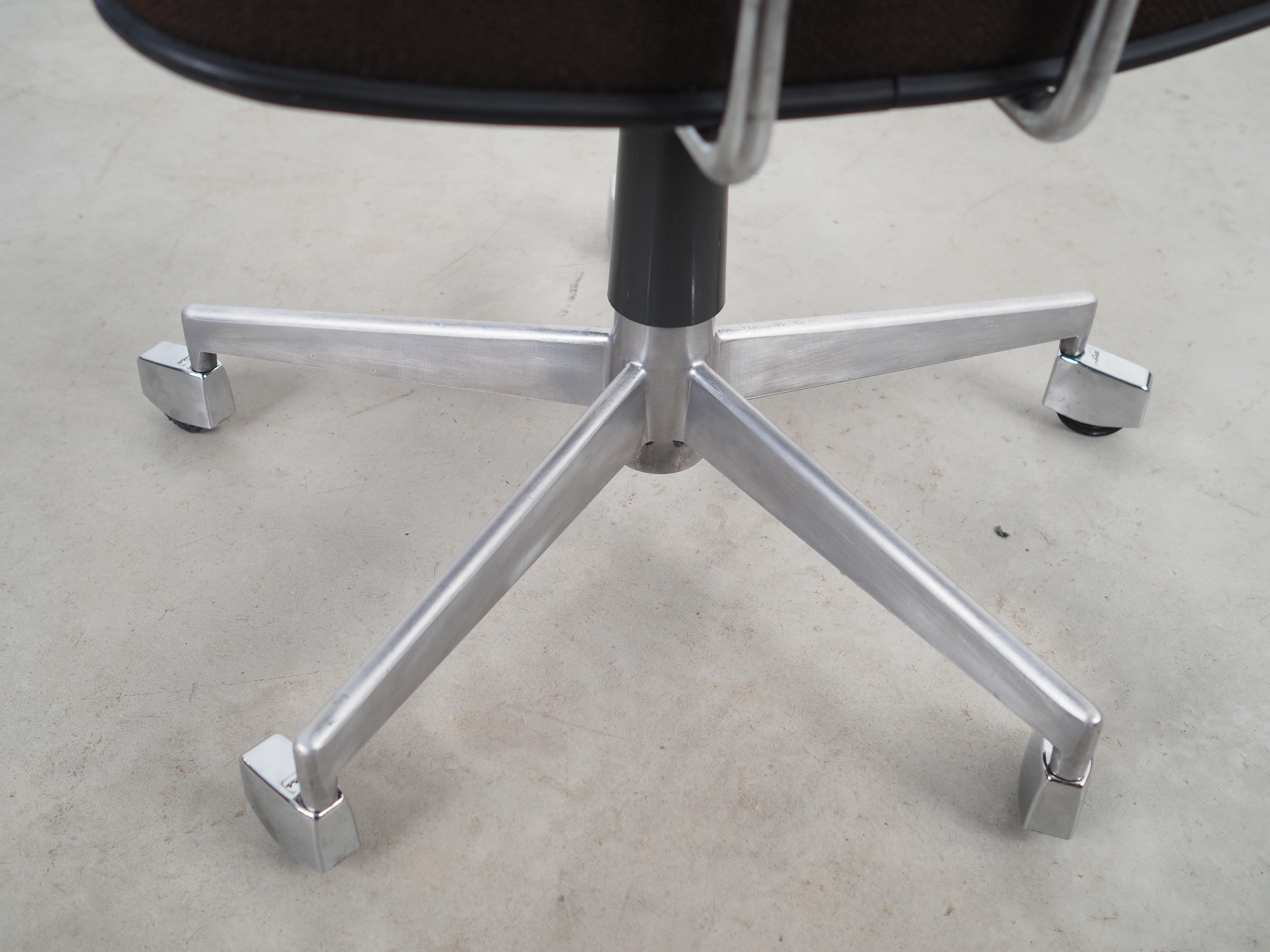 Swivel armchair, Danish design, 1970s, manufacture: Labofa Møbler