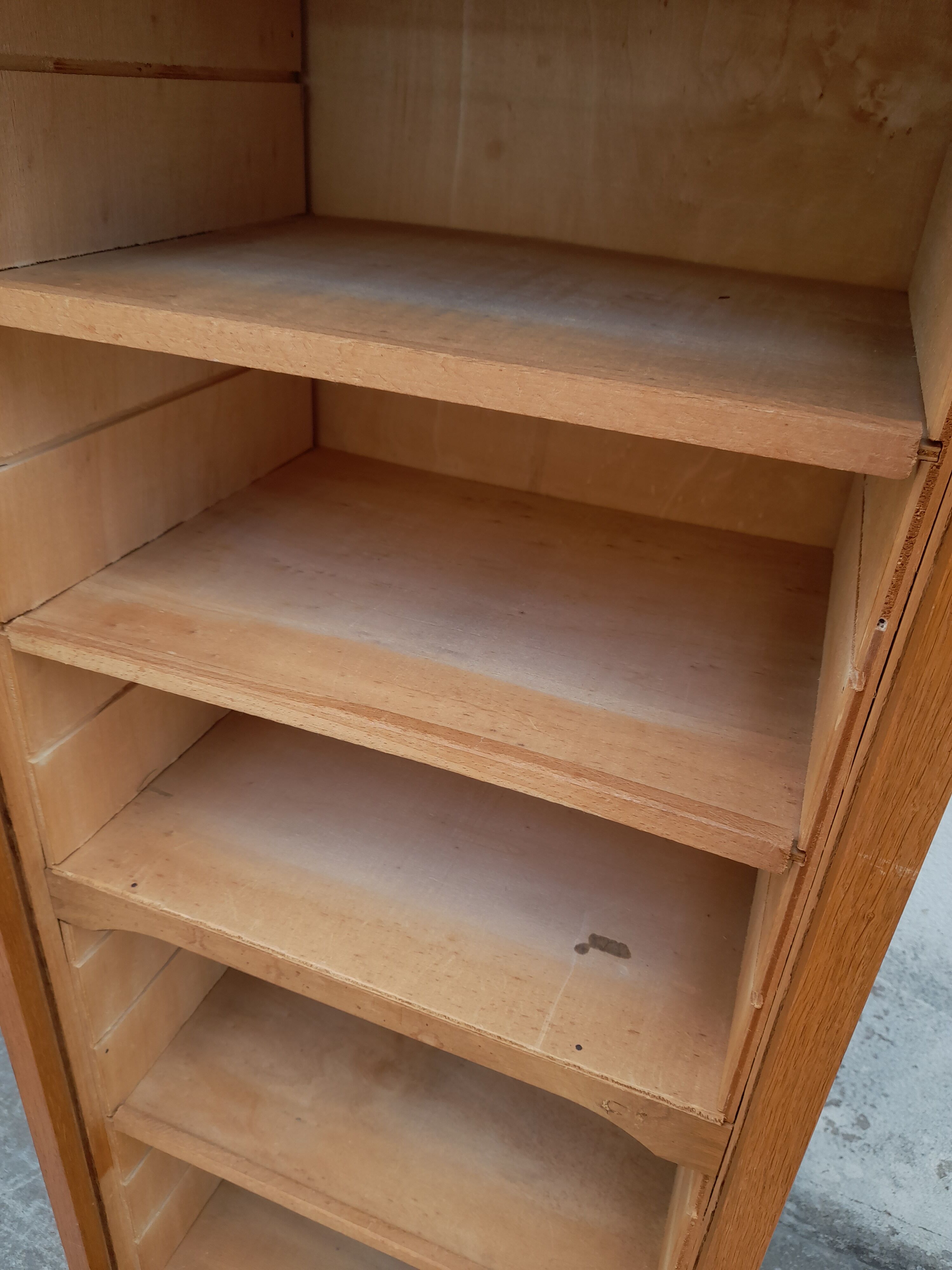 Old curtain cabinet cabinet