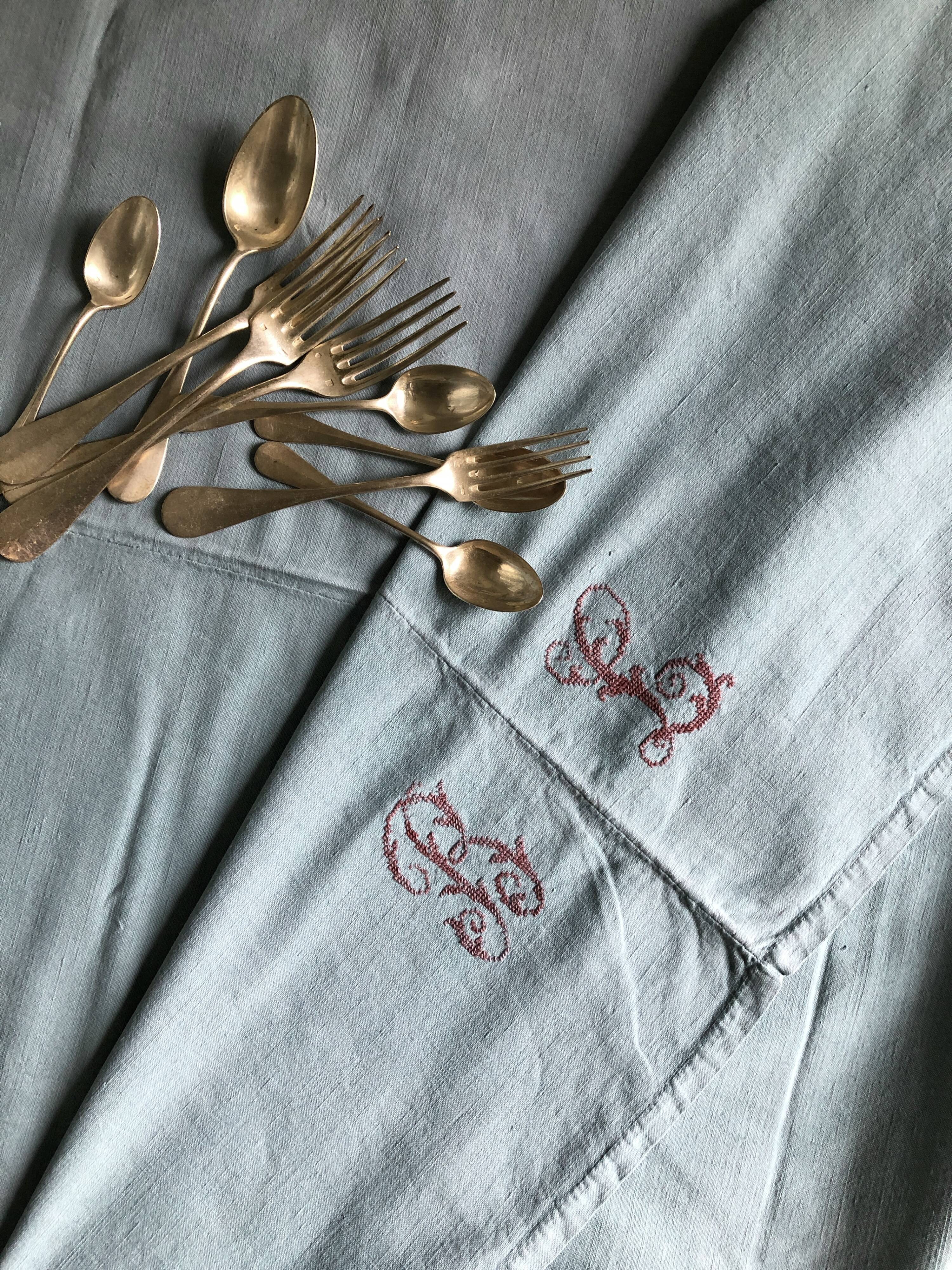 Old harvest tablecloth in linen and cotton tinted in steel blue