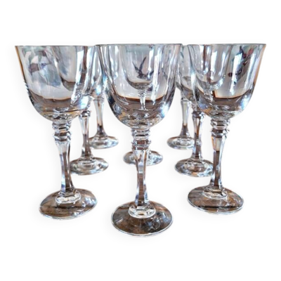 8 verres à vin ou eau vintage en cristal, jambe travaillée