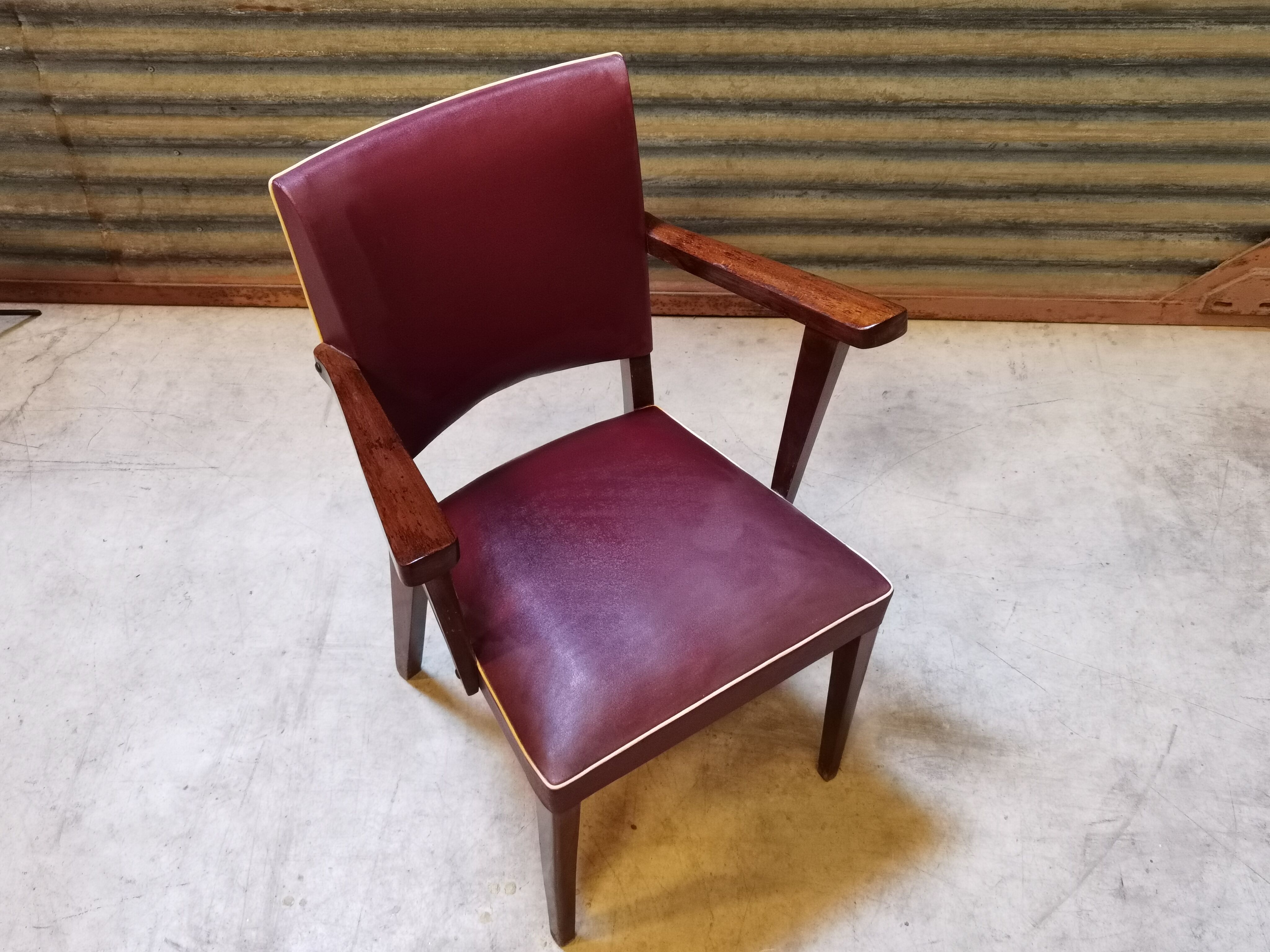 Fauteuil Bridge Stella 1950 bordeaux